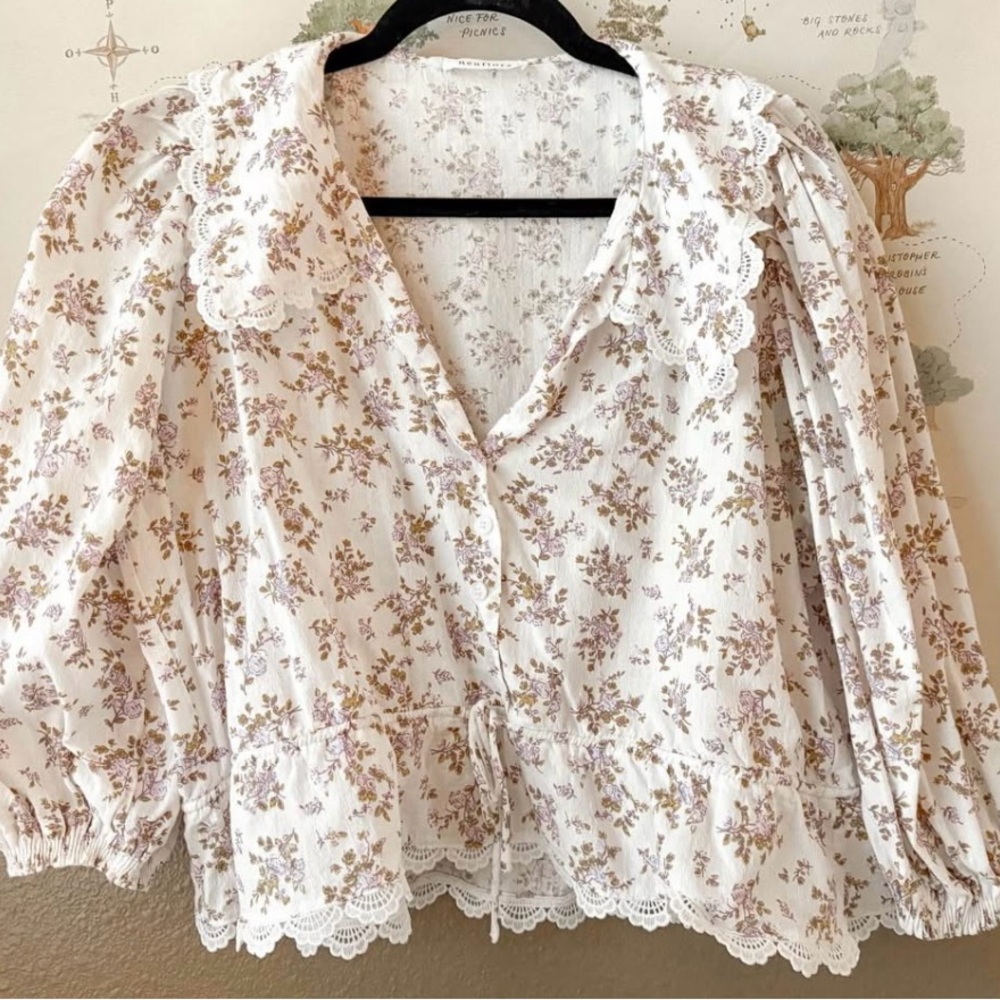 Neuflora White Ruffled Blouse with Puff Sleeves and Peter Pan Collar